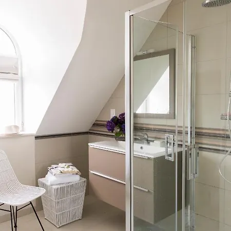 La Bourgeoise Villa Portbail